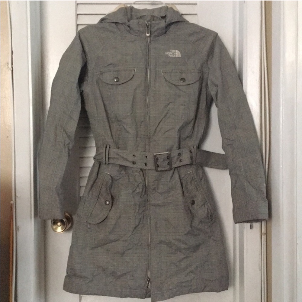 North face belted plaid hyvent ski jacket